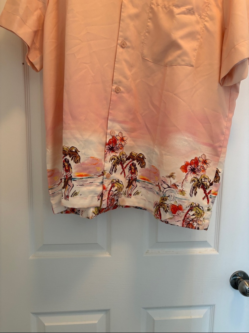 NWT Royalty Hawaiian Vacation Vibes Short Sleeve Button Down Shirt Size XL - Picture 4 of 6